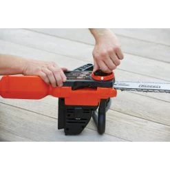 Black & Decker Black+Decker Akku-Kettensäge GKC3630L25 Mit 30 Cm Schwertlänge 36 V/2,5 Ah -Garten Profi Verkauf 838005 2012 838005 F157
